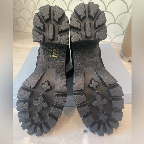 Prada Nylon boots - Picture 2 of 6